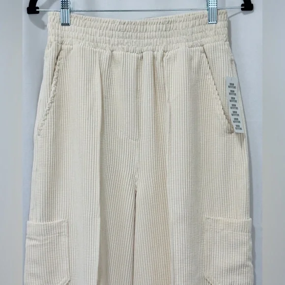 Urban Outfitters Ivory High Waist Flowy Wide-Leg Corduroy Pants. Small. NWT - Picture 7 of 15